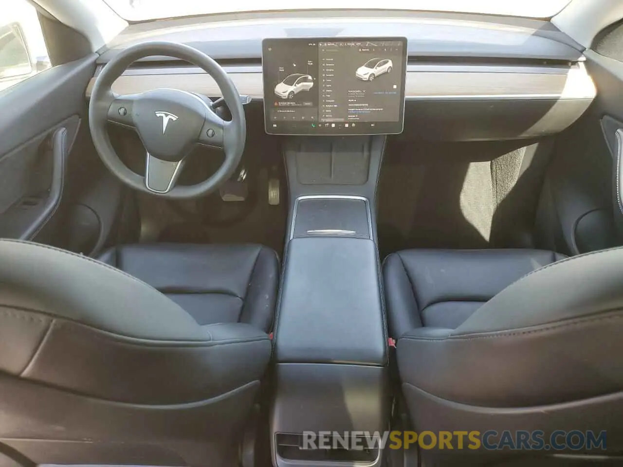 8 Photograph of a damaged car 5YJYGDEE4MF284783 TESLA MODEL Y 2021