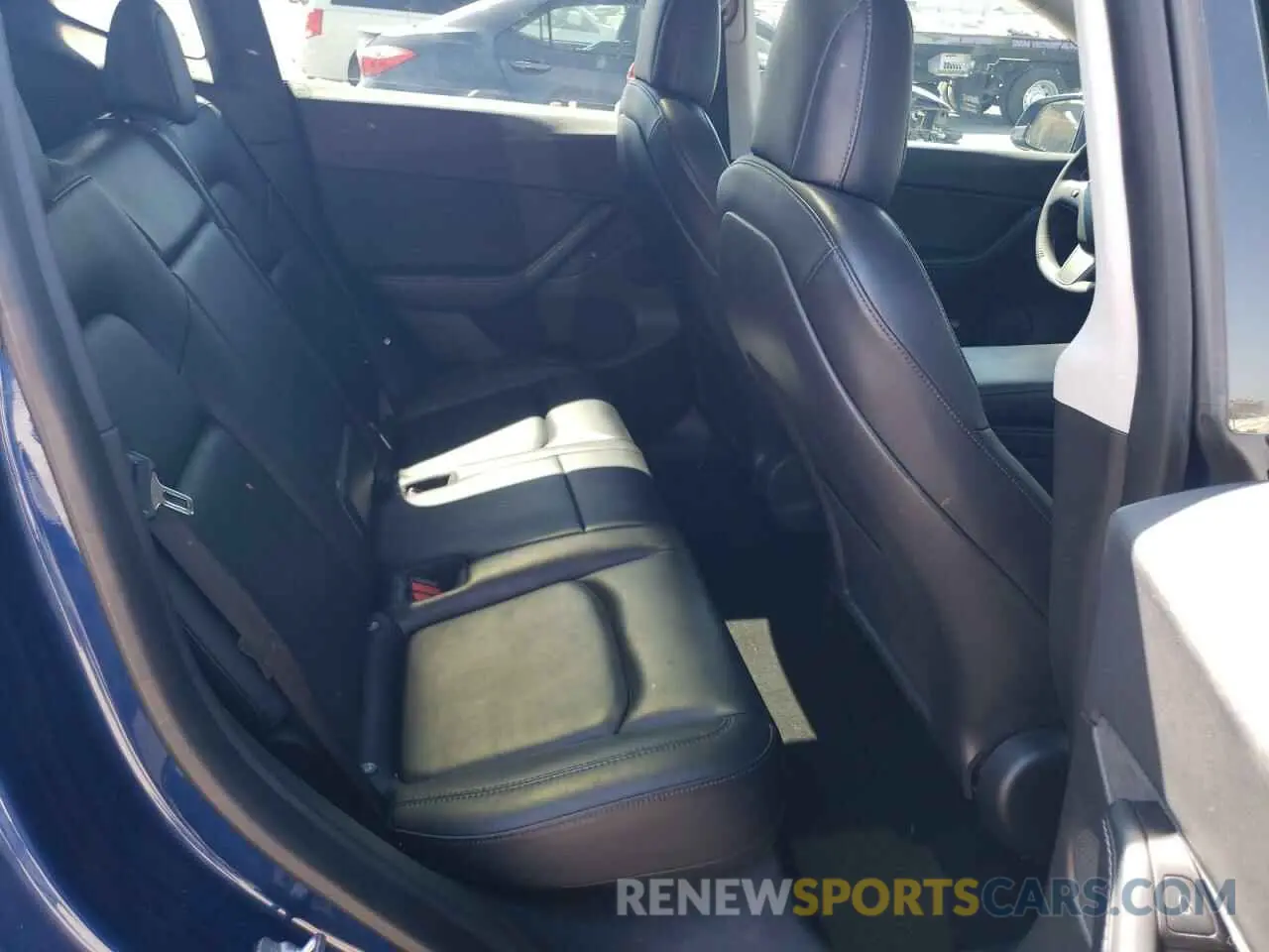 11 Photograph of a damaged car 5YJYGDEE4MF288431 TESLA MODEL Y 2021