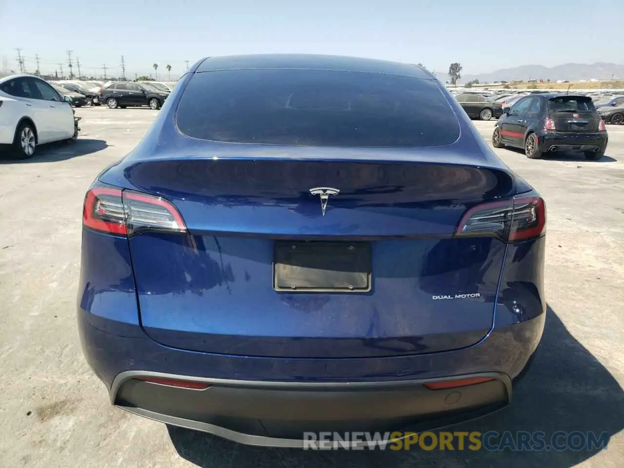 6 Photograph of a damaged car 5YJYGDEE4MF288431 TESLA MODEL Y 2021