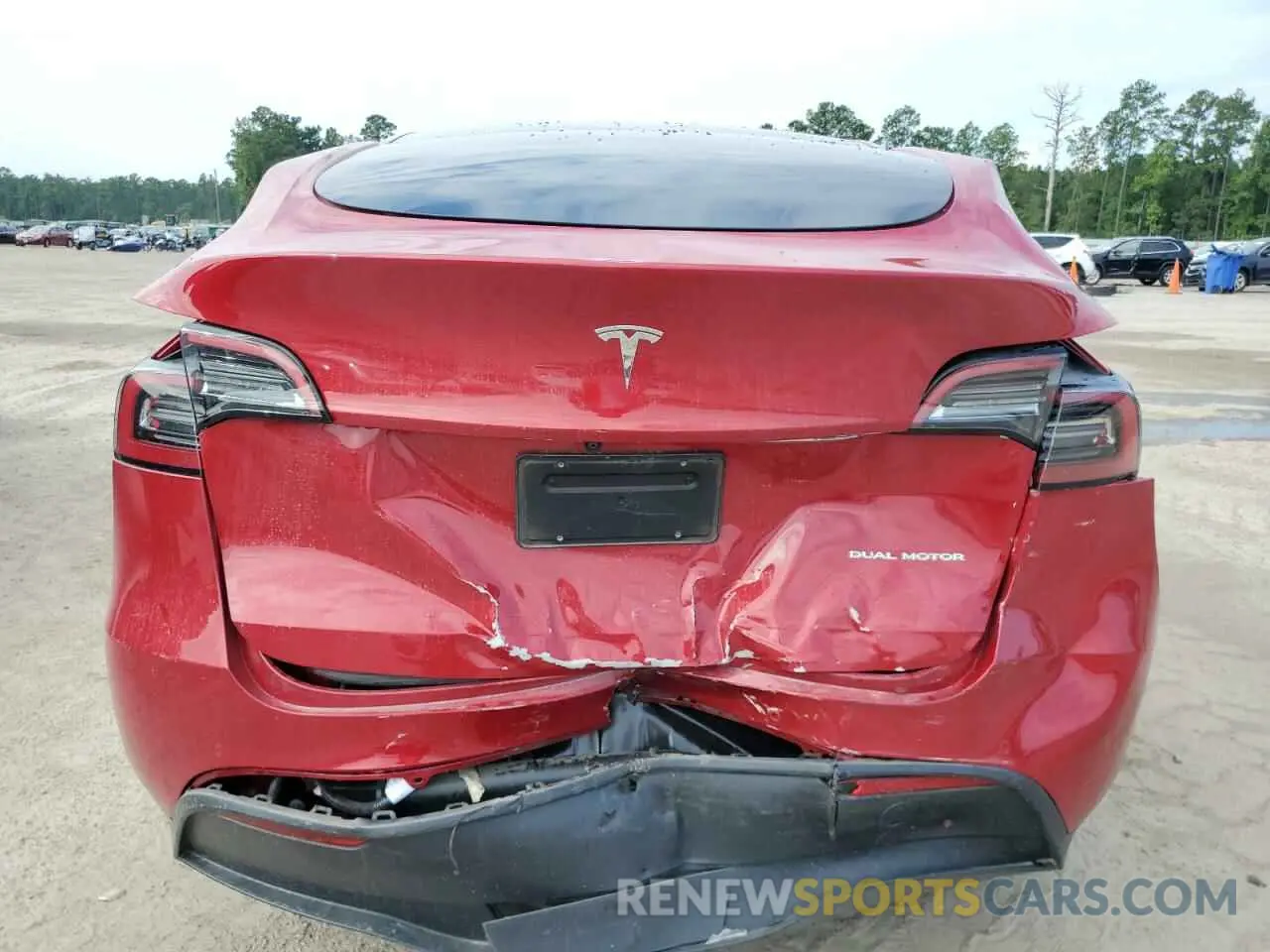 6 Photograph of a damaged car 5YJYGDEE4MF297663 TESLA MODEL Y 2021