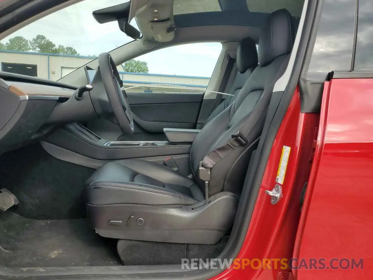 7 Photograph of a damaged car 5YJYGDEE4MF297663 TESLA MODEL Y 2021