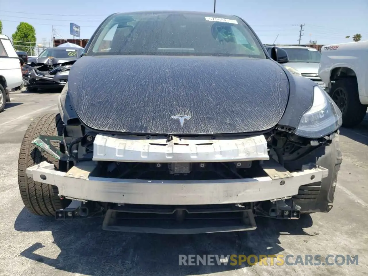 5 Photograph of a damaged car 5YJYGDEE5MF060325 TESLA MODEL Y 2021