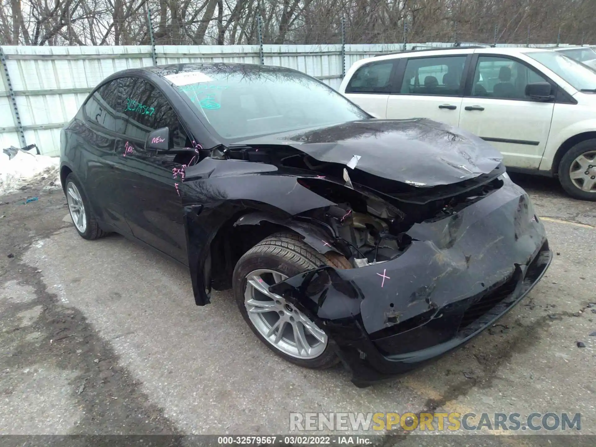 1 Photograph of a damaged car 5YJYGDEE5MF062592 TESLA MODEL Y 2021