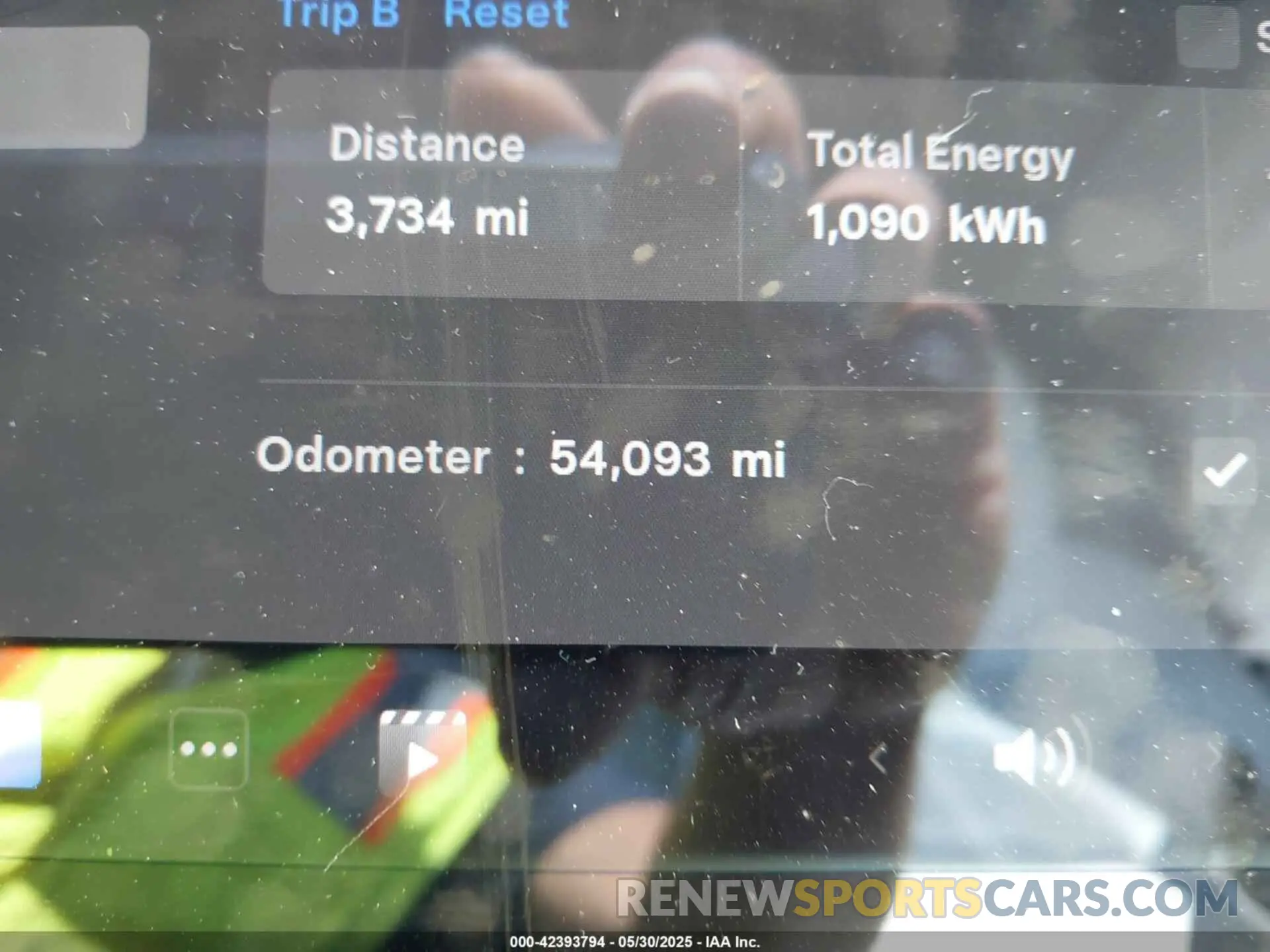 16 Photograph of a damaged car 5YJYGDEE5MF066948 TESLA MODEL Y 2021