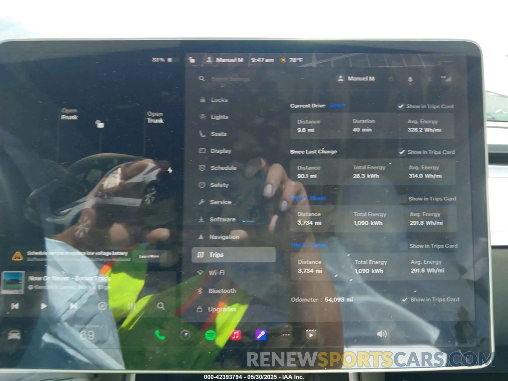 19 Photograph of a damaged car 5YJYGDEE5MF066948 TESLA MODEL Y 2021