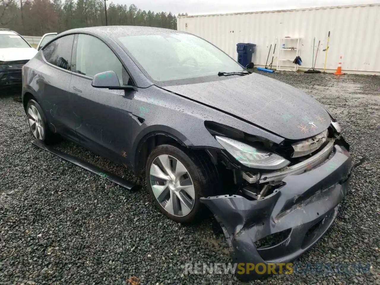 1 Photograph of a damaged car 5YJYGDEE5MF067209 TESLA MODEL Y 2021