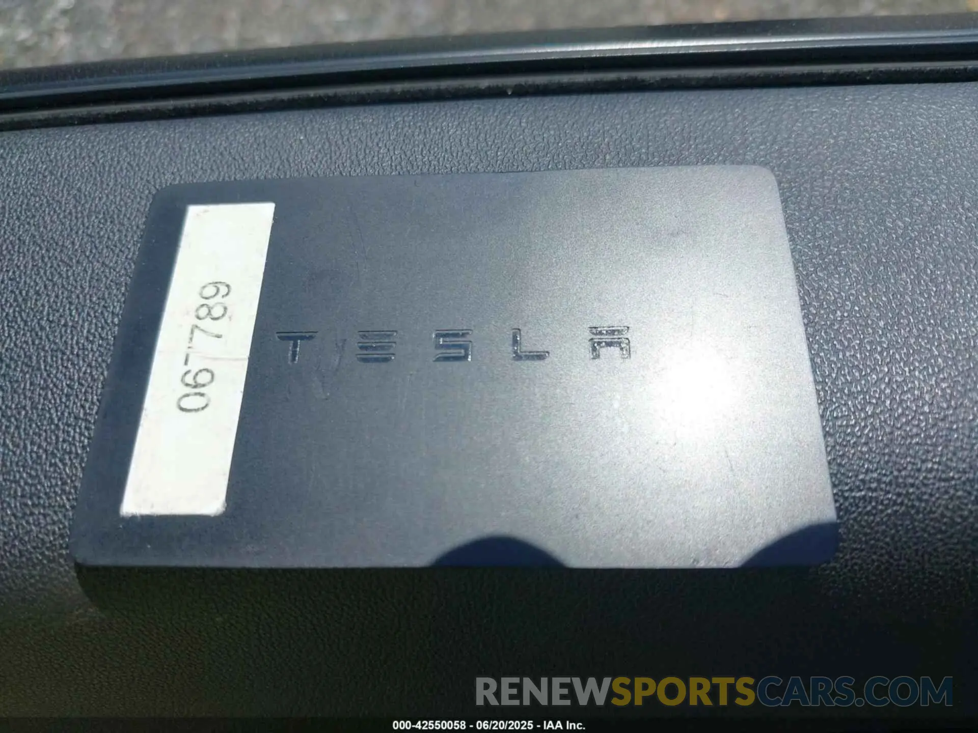 11 Photograph of a damaged car 5YJYGDEE5MF067789 TESLA MODEL Y 2021