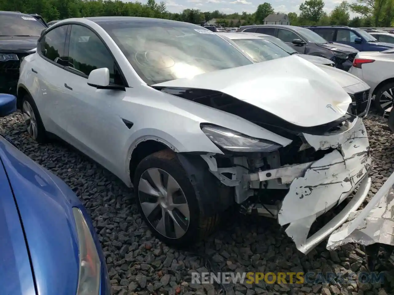 1 Photograph of a damaged car 5YJYGDEE5MF072717 TESLA MODEL Y 2021