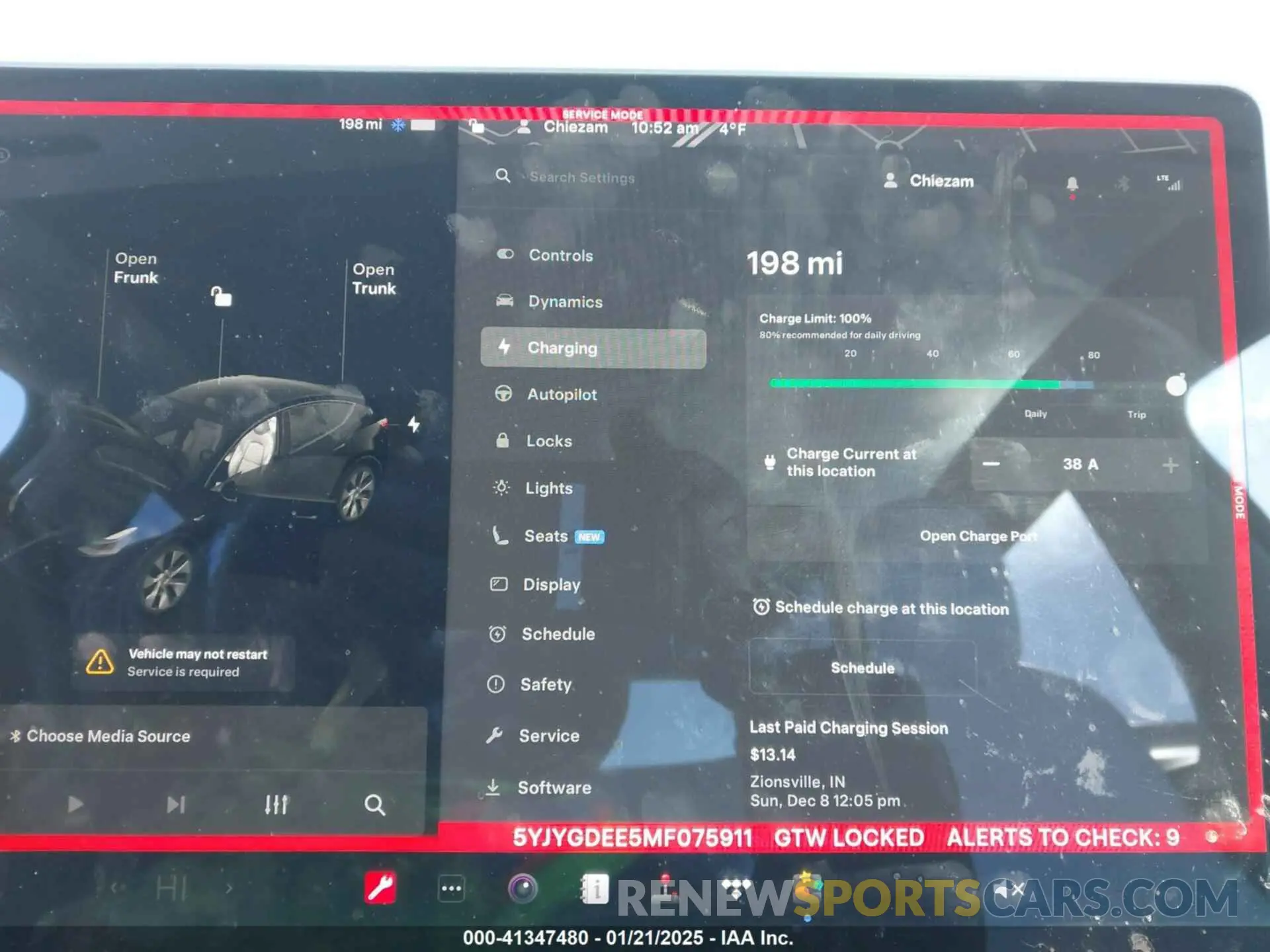 17 Photograph of a damaged car 5YJYGDEE5MF075911 TESLA MODEL Y 2021