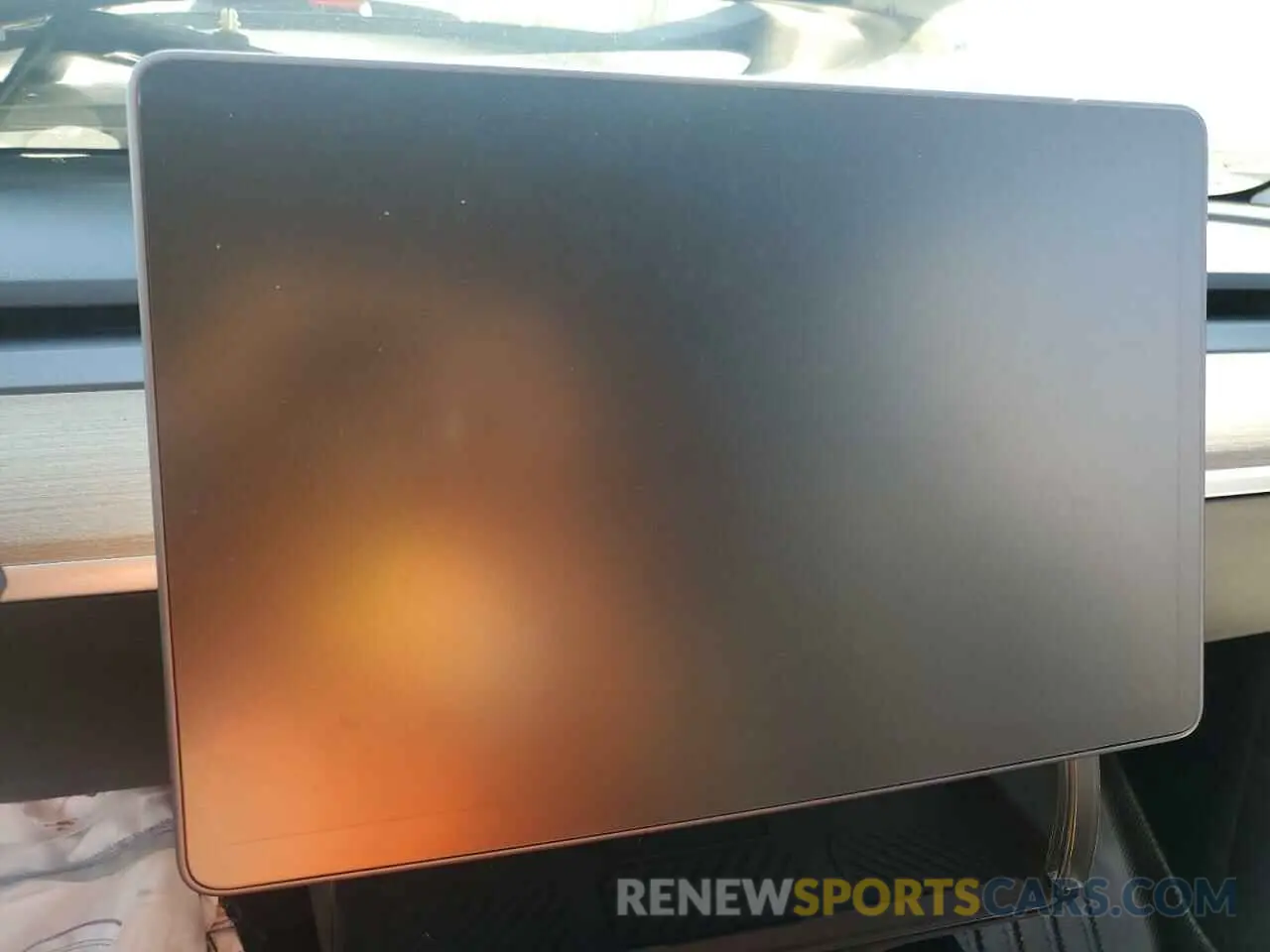 9 Photograph of a damaged car 5YJYGDEE5MF081658 TESLA MODEL Y 2021