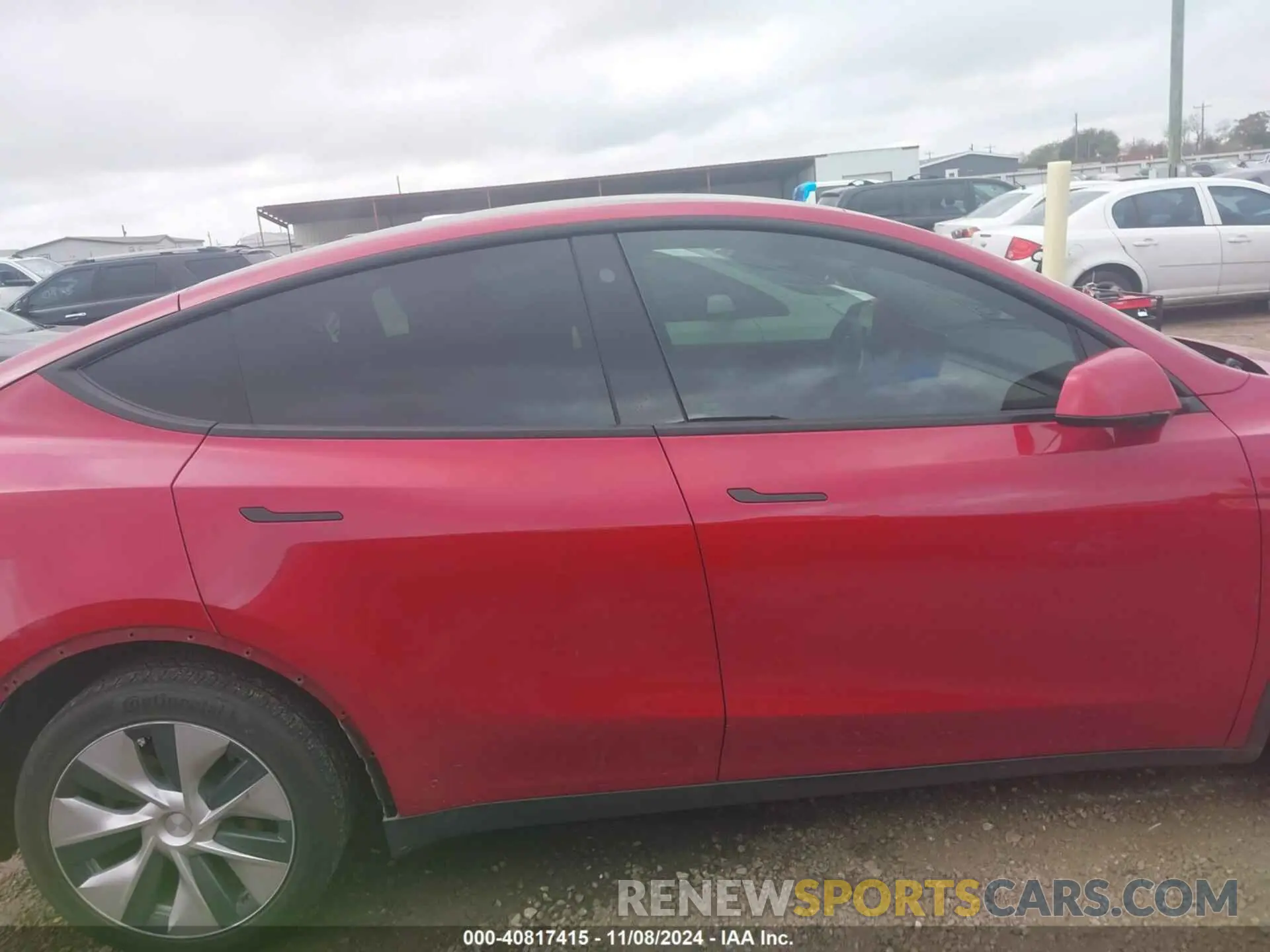 14 Photograph of a damaged car 5YJYGDEE5MF083684 TESLA MODEL Y 2021