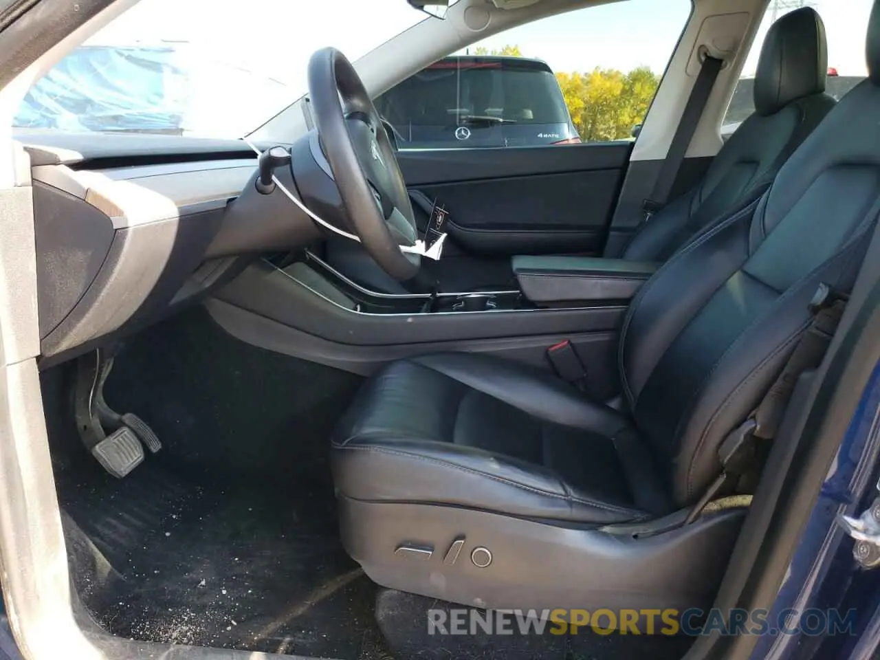 7 Photograph of a damaged car 5YJYGDEE5MF083880 TESLA MODEL Y 2021