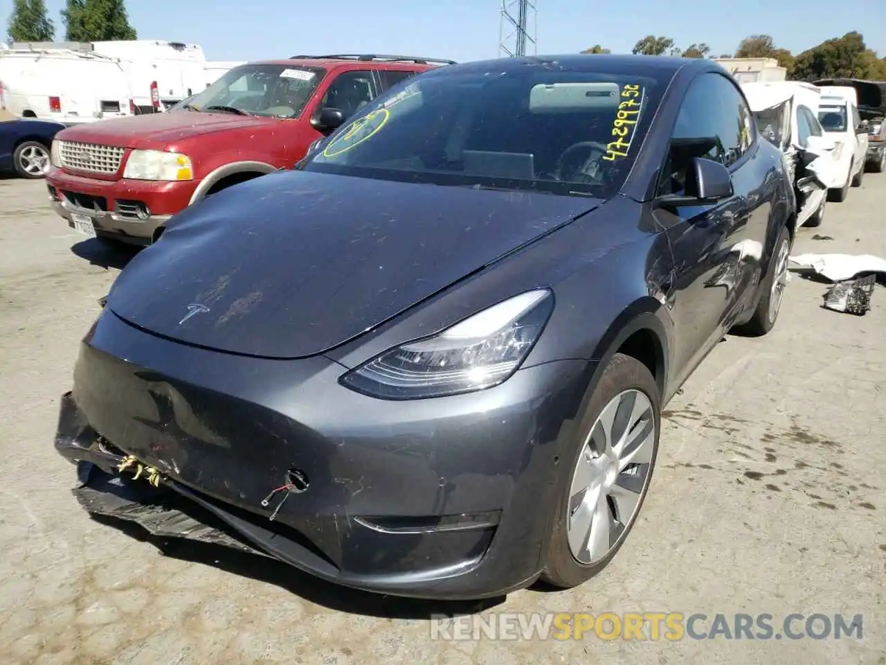 2 Photograph of a damaged car 5YJYGDEE5MF086116 TESLA MODEL Y 2021