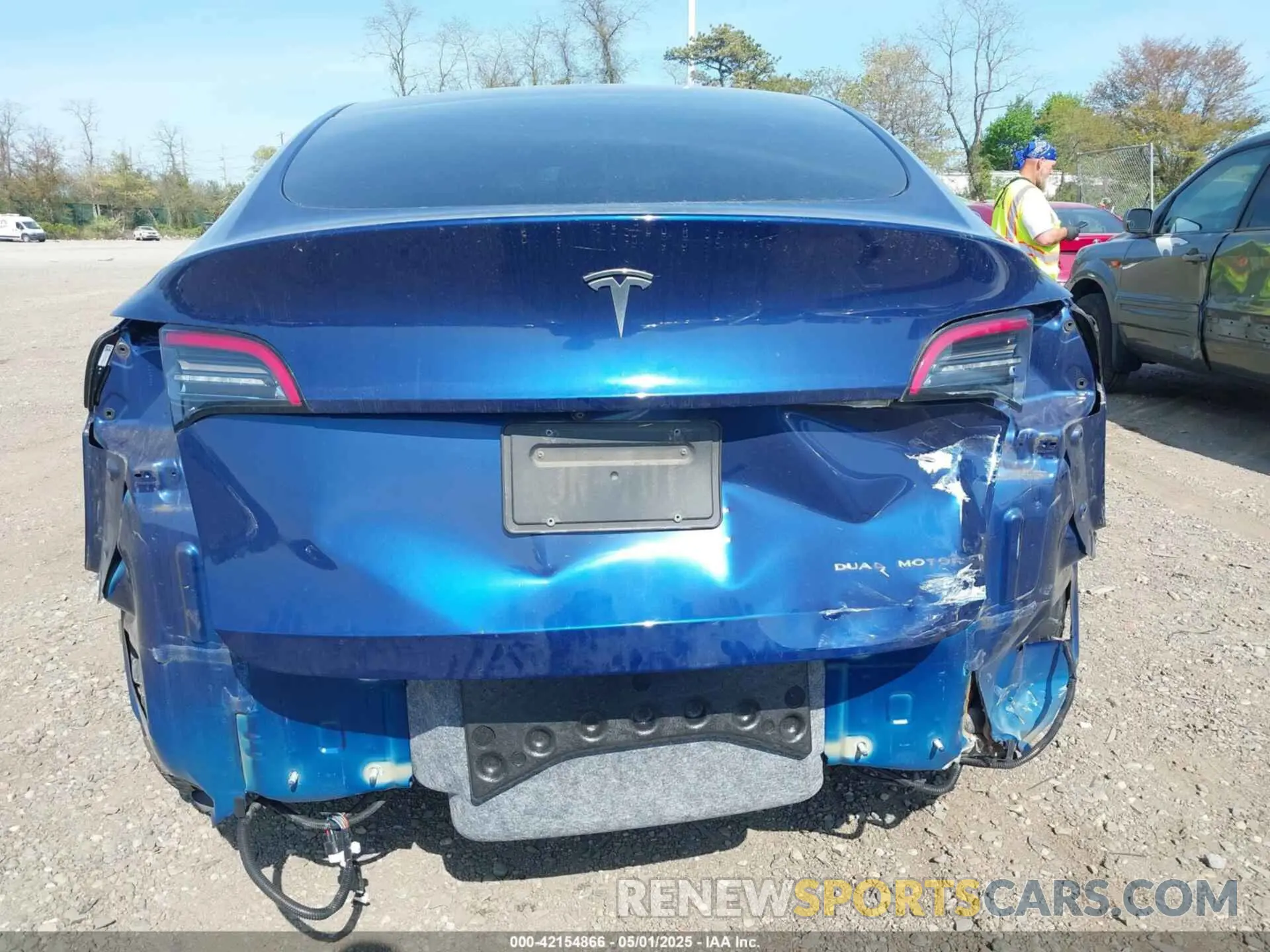 6 Photograph of a damaged car 5YJYGDEE5MF089548 TESLA MODEL Y 2021