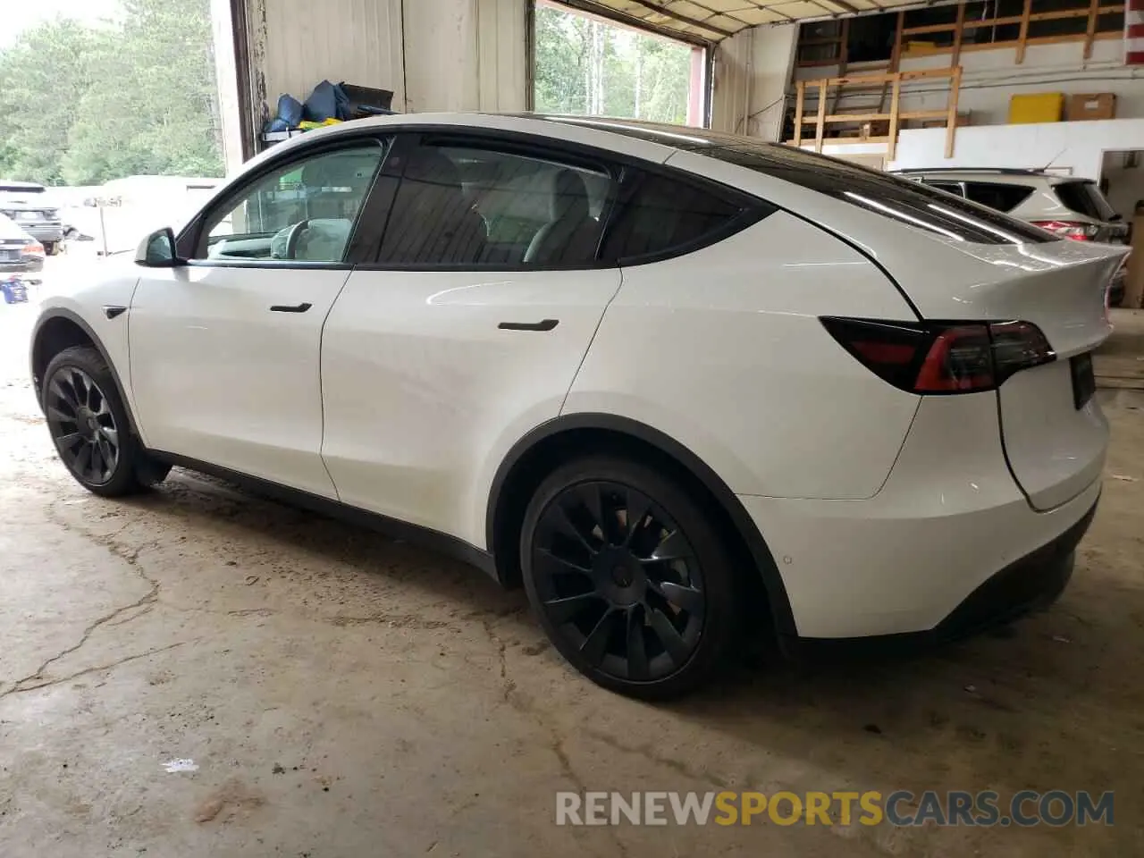 2 Photograph of a damaged car 5YJYGDEE5MF092949 TESLA MODEL Y 2021
