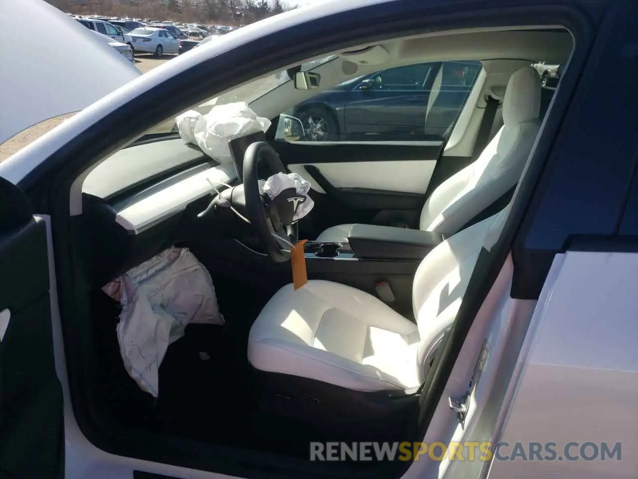 7 Photograph of a damaged car 5YJYGDEE5MF118045 TESLA MODEL Y 2021