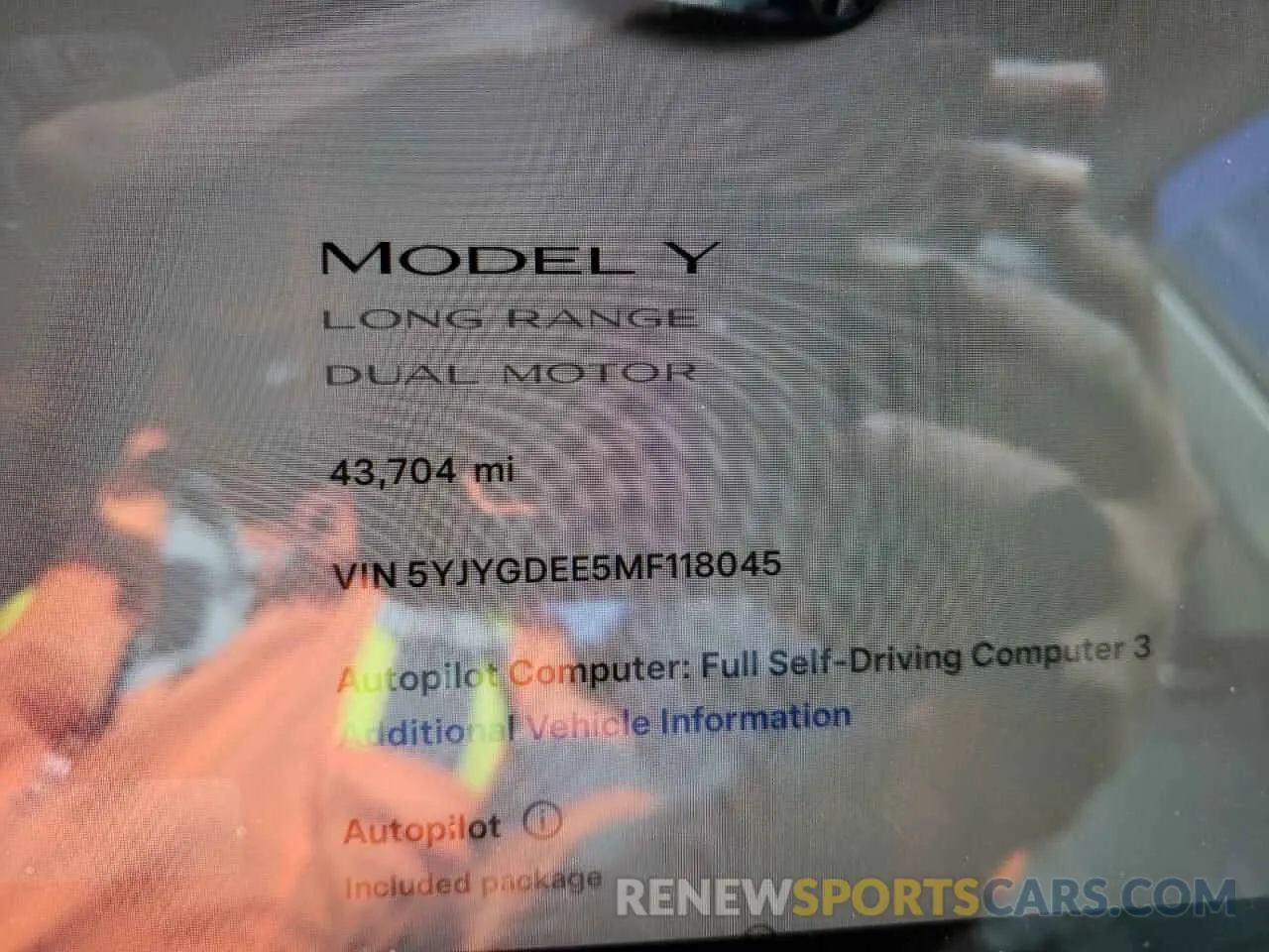 9 Photograph of a damaged car 5YJYGDEE5MF118045 TESLA MODEL Y 2021