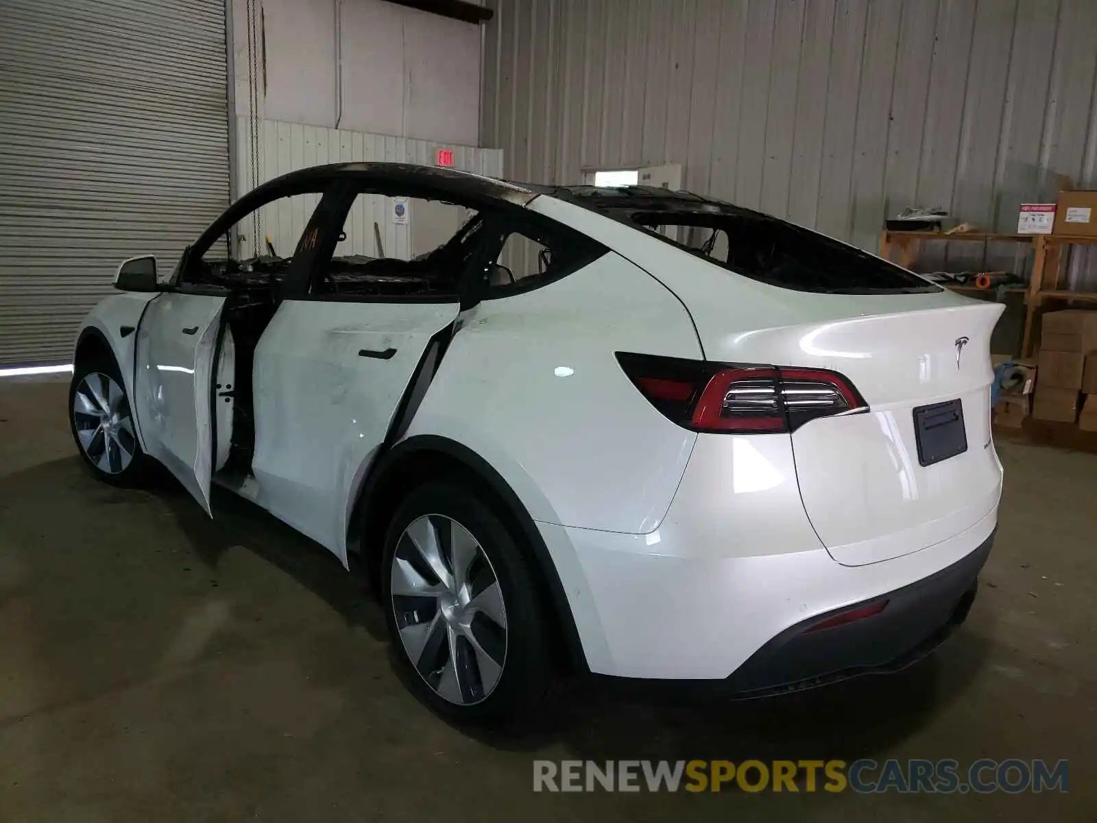 3 Photograph of a damaged car 5YJYGDEE5MF157217 TESLA MODEL Y 2021