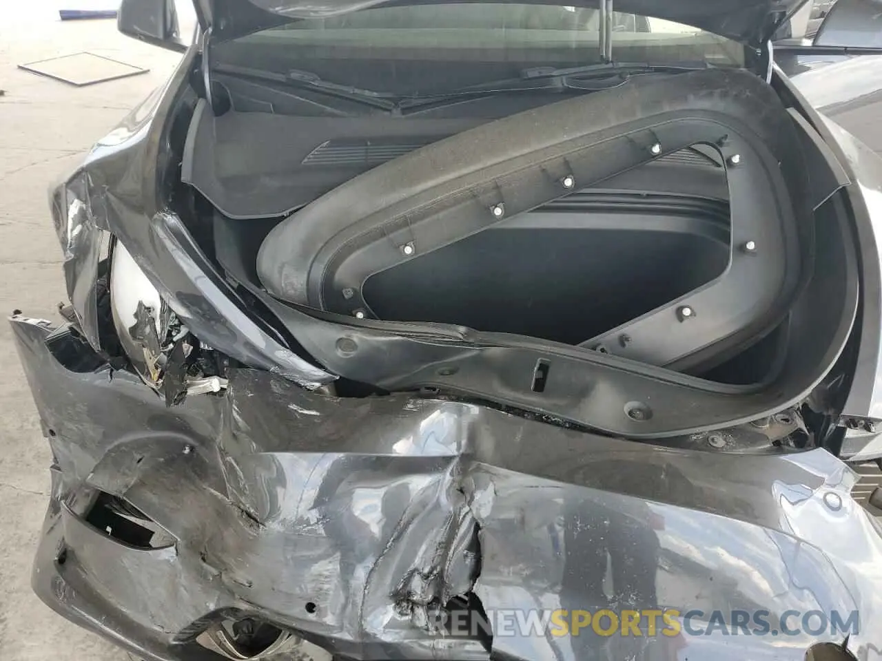 11 Photograph of a damaged car 5YJYGDEE5MF176821 TESLA MODEL Y 2021