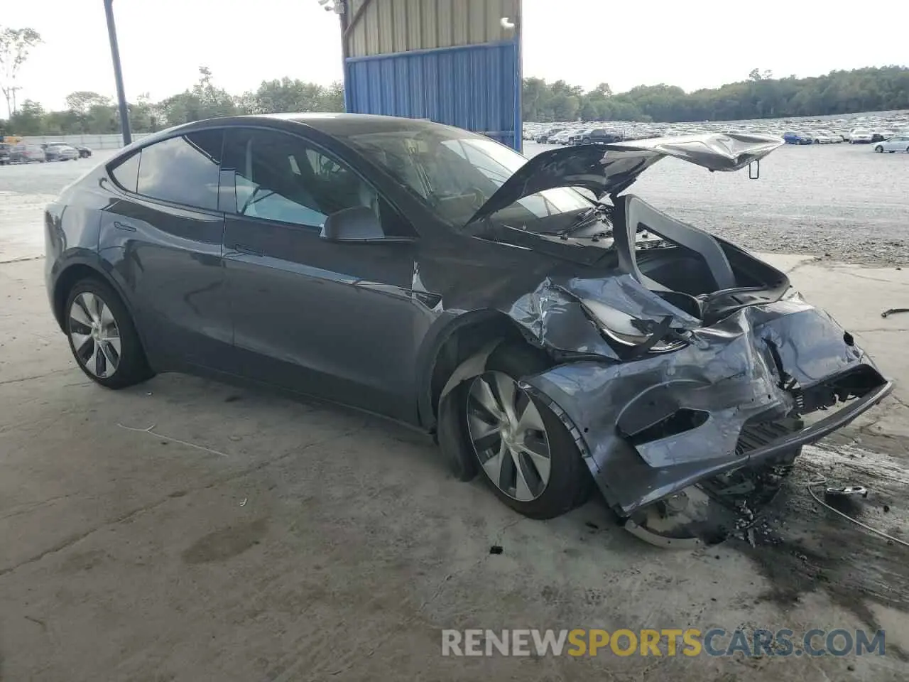 4 Photograph of a damaged car 5YJYGDEE5MF176821 TESLA MODEL Y 2021