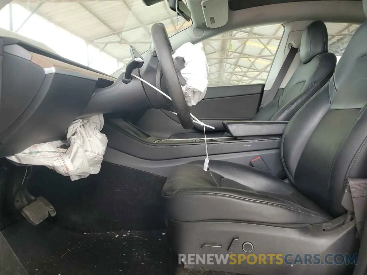 7 Photograph of a damaged car 5YJYGDEE5MF176821 TESLA MODEL Y 2021