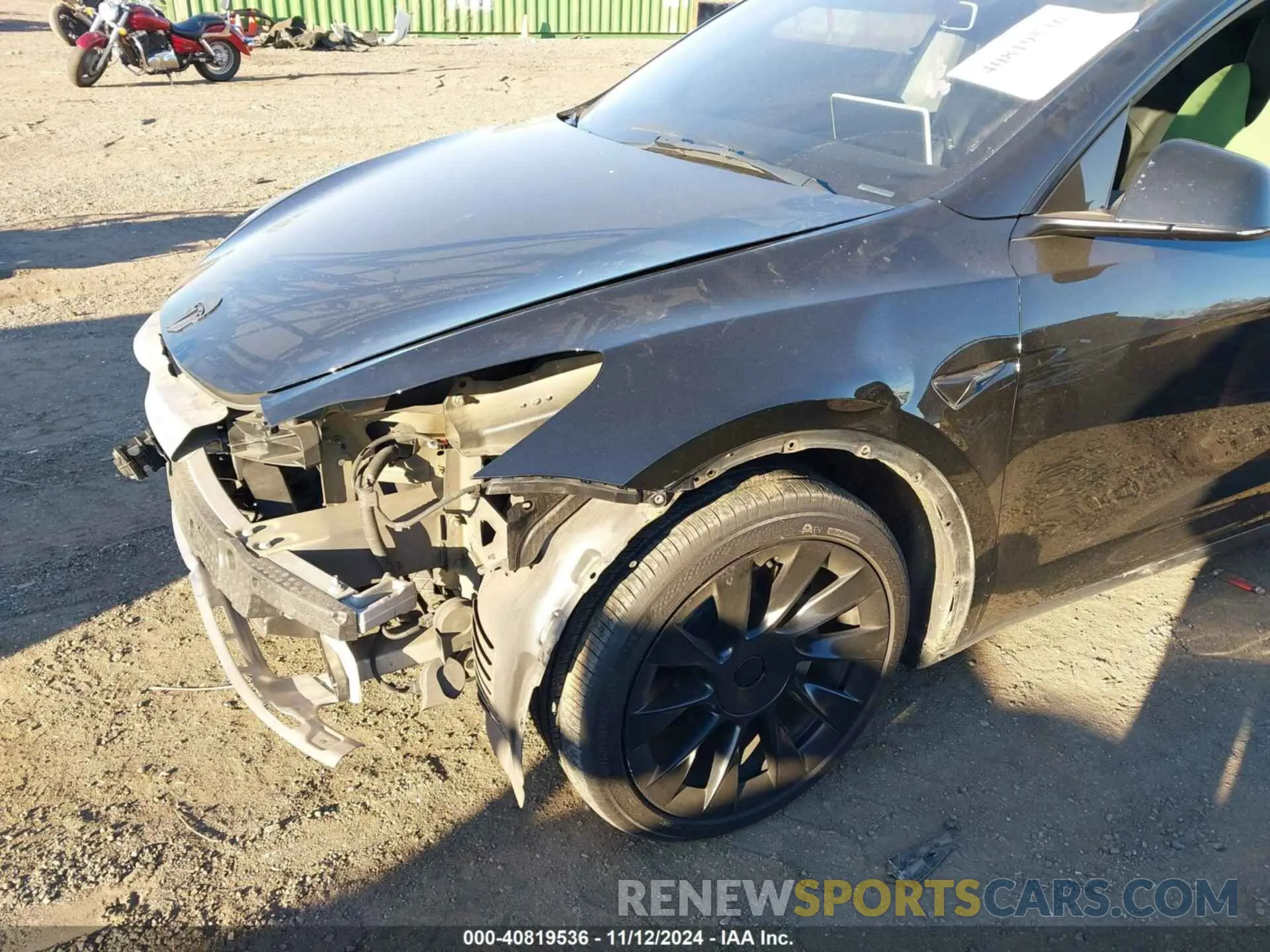 21 Photograph of a damaged car 5YJYGDEE5MF180707 TESLA MODEL Y 2021