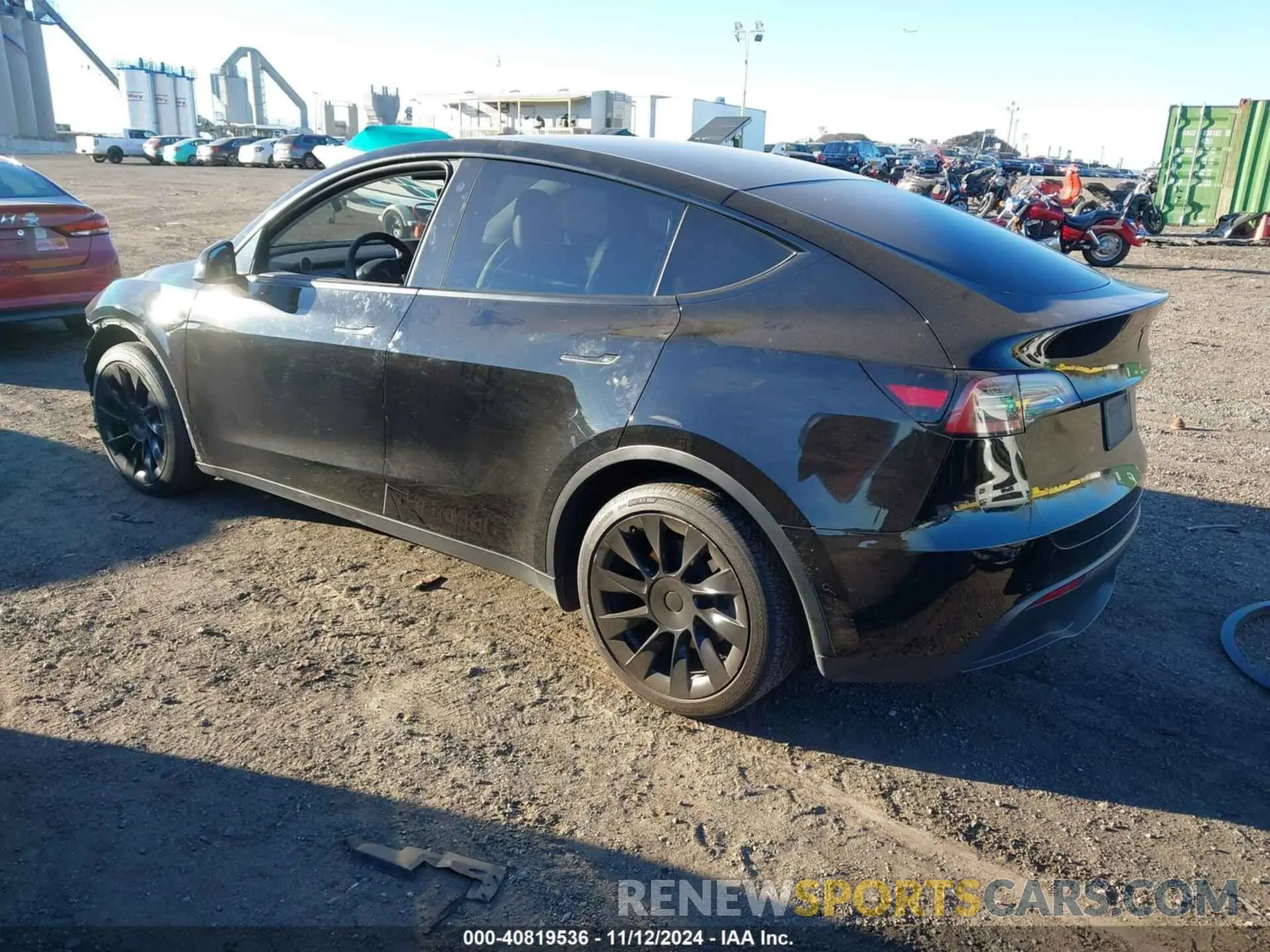 3 Photograph of a damaged car 5YJYGDEE5MF180707 TESLA MODEL Y 2021