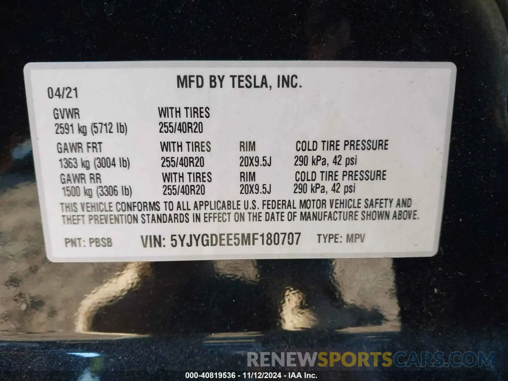 9 Photograph of a damaged car 5YJYGDEE5MF180707 TESLA MODEL Y 2021