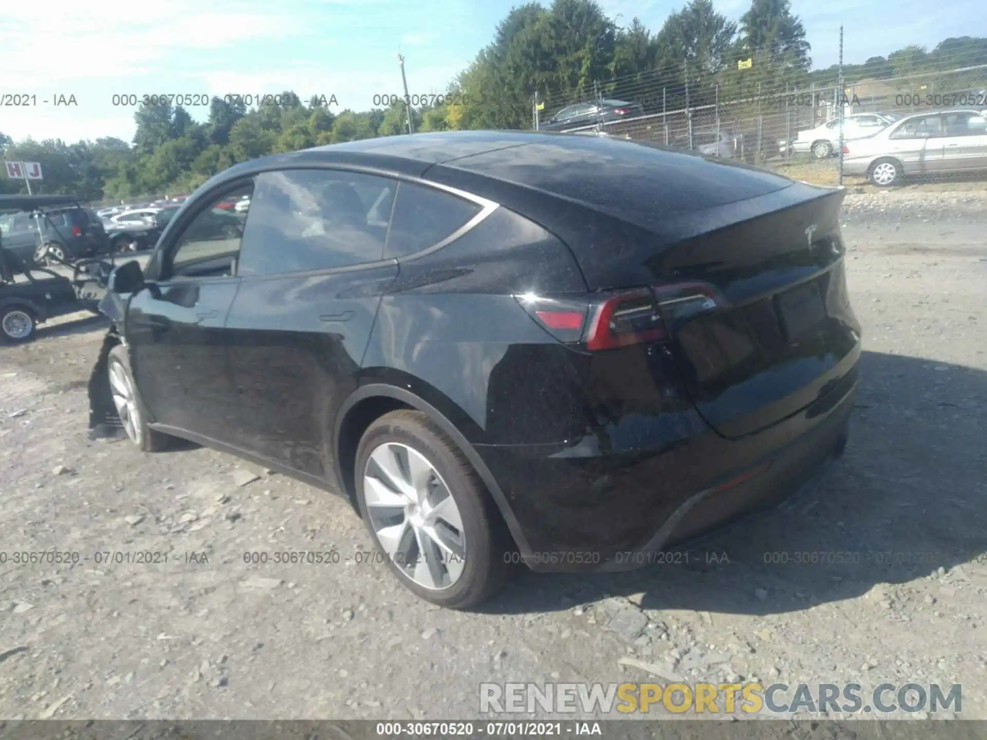 3 Photograph of a damaged car 5YJYGDEE5MF190847 TESLA MODEL Y 2021