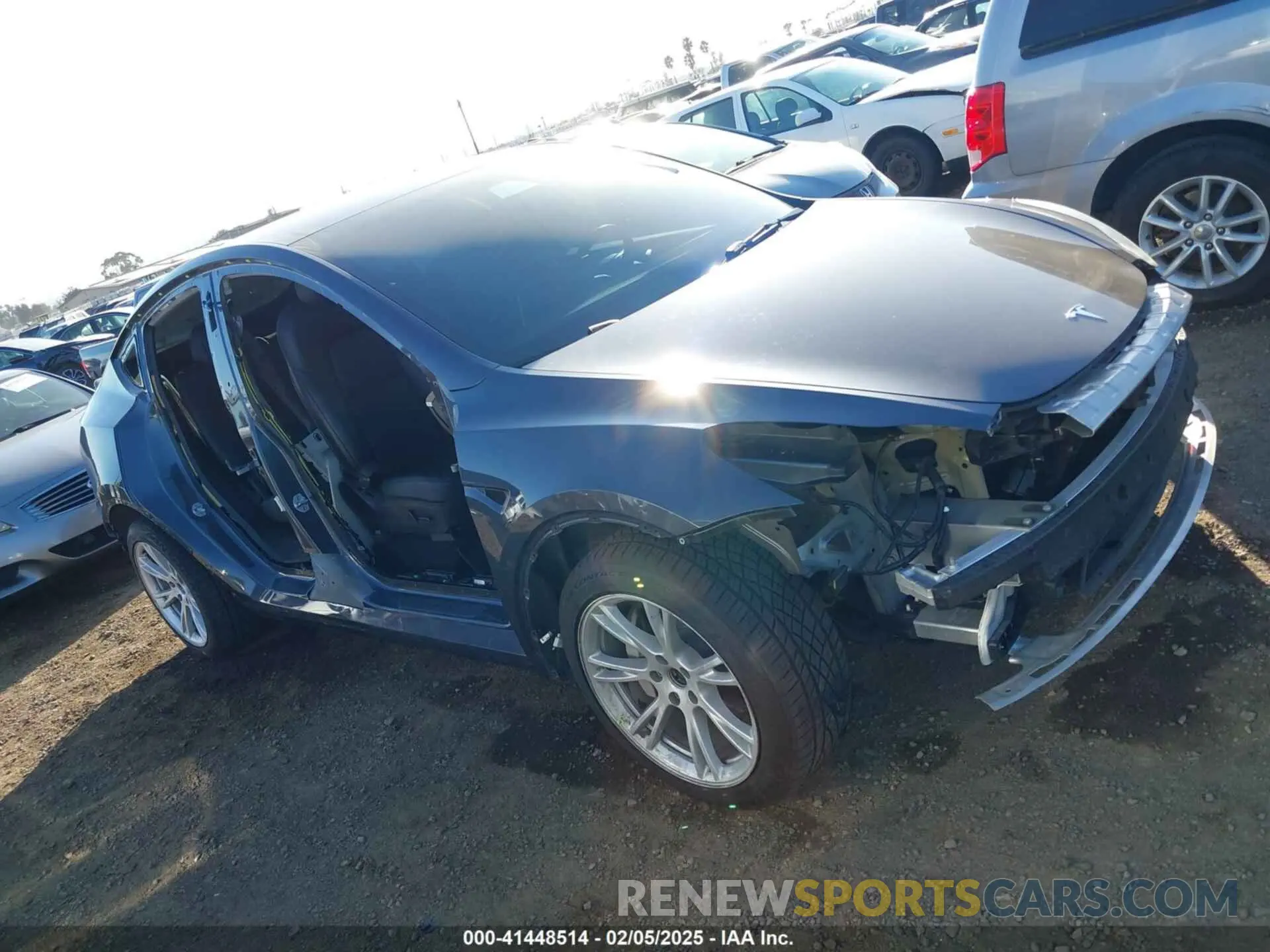 13 Photograph of a damaged car 5YJYGDEE5MF191142 TESLA MODEL Y 2021