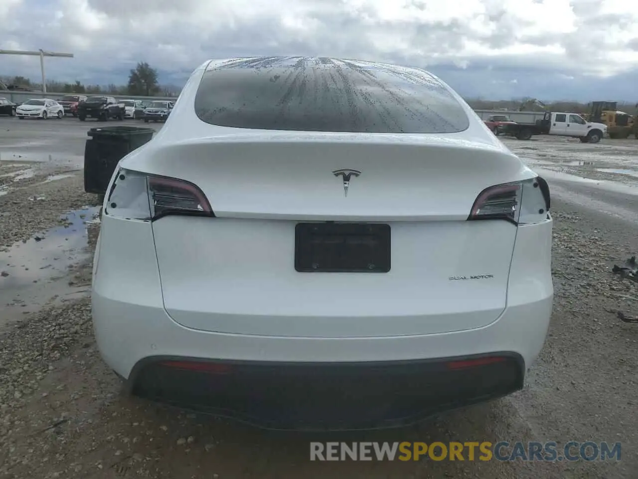 6 Photograph of a damaged car 5YJYGDEE5MF193845 TESLA MODEL Y 2021