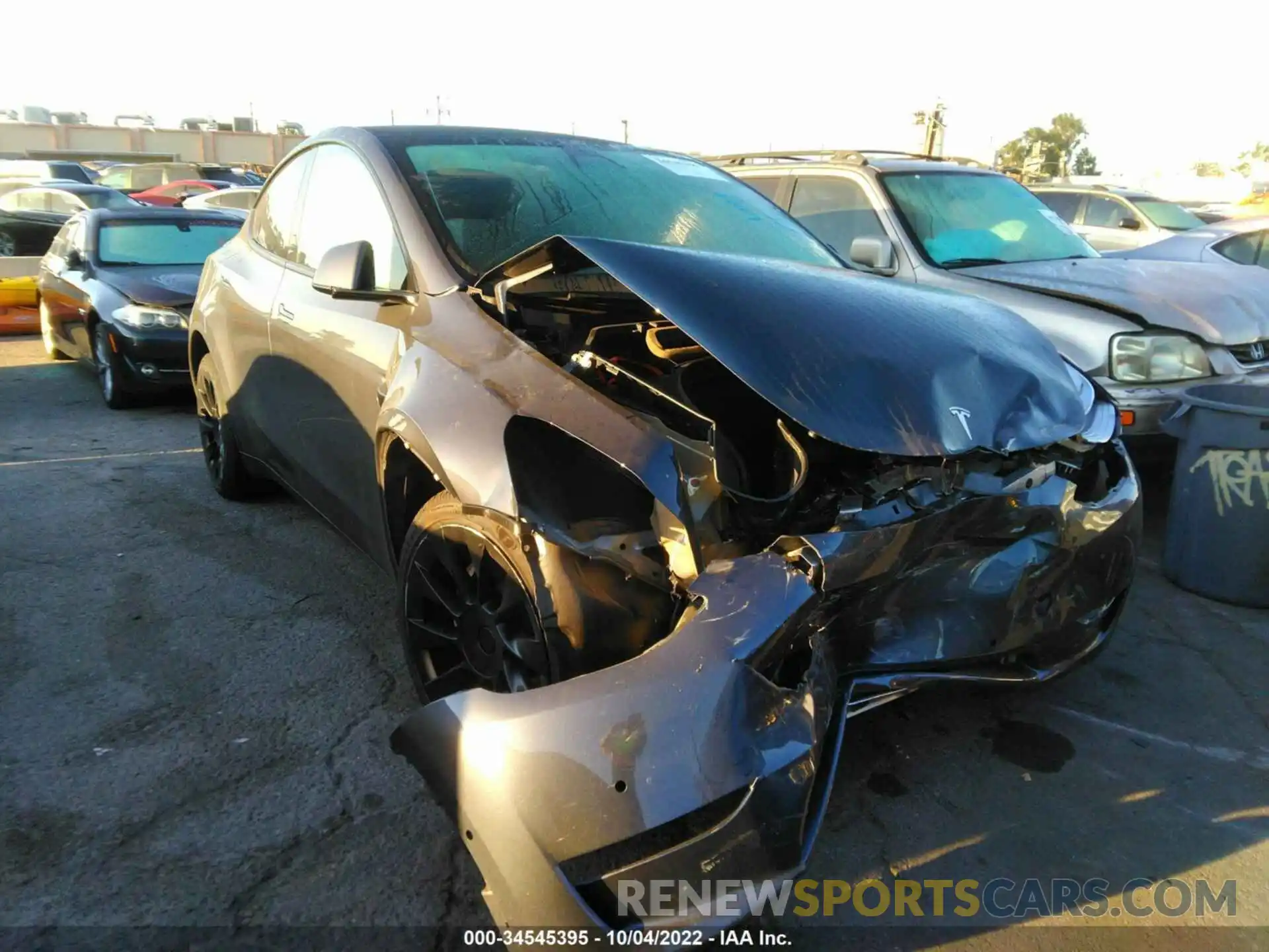 1 Photograph of a damaged car 5YJYGDEE5MF199757 TESLA MODEL Y 2021