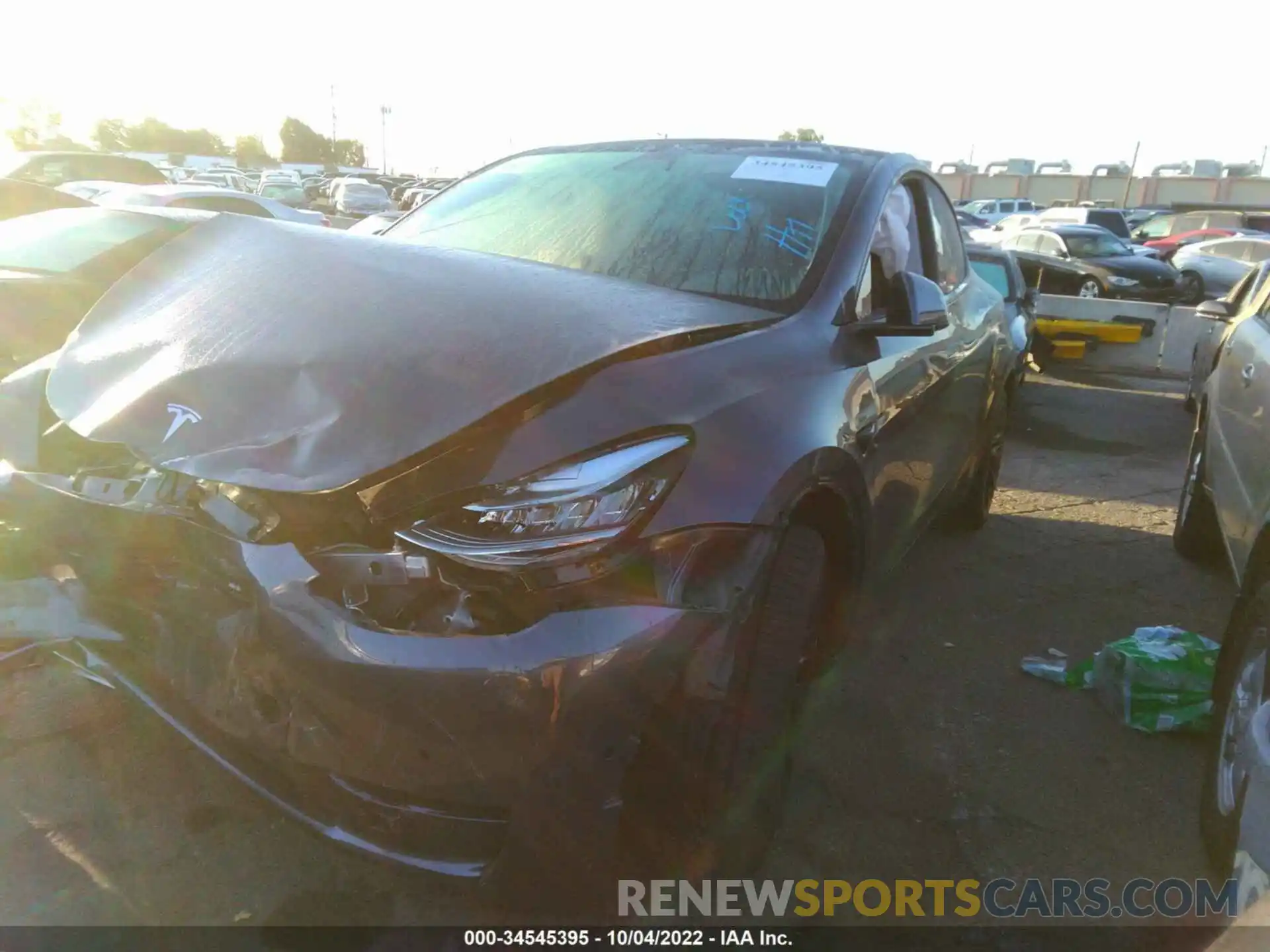 2 Photograph of a damaged car 5YJYGDEE5MF199757 TESLA MODEL Y 2021