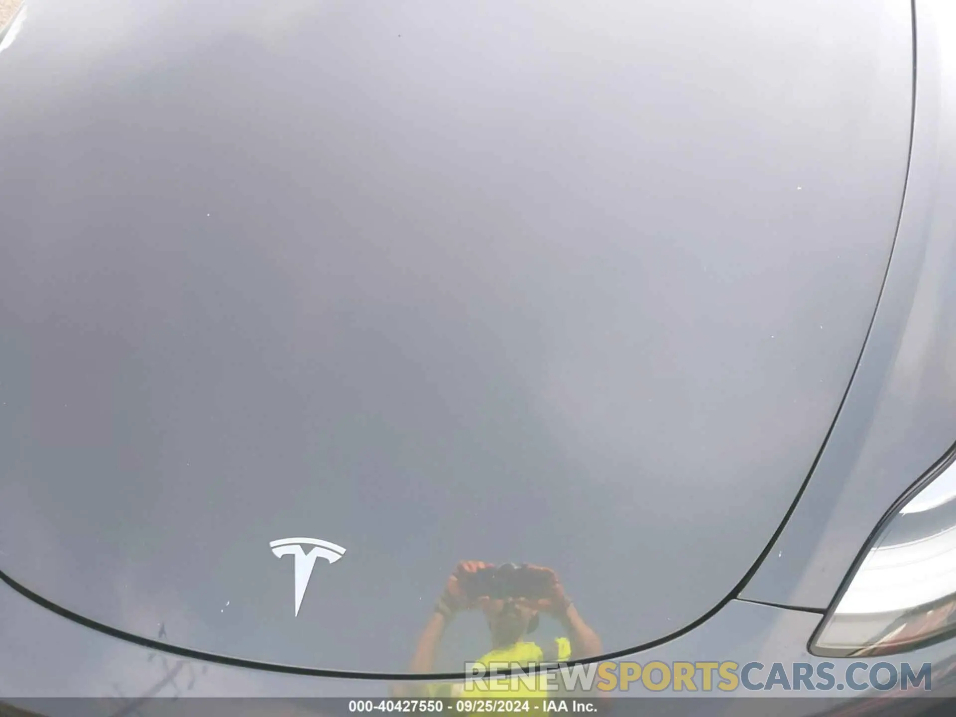 10 Photograph of a damaged car 5YJYGDEE5MF201054 TESLA MODEL Y 2021