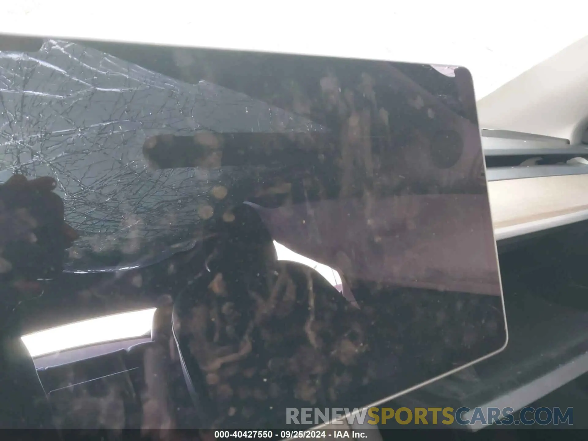 13 Photograph of a damaged car 5YJYGDEE5MF201054 TESLA MODEL Y 2021