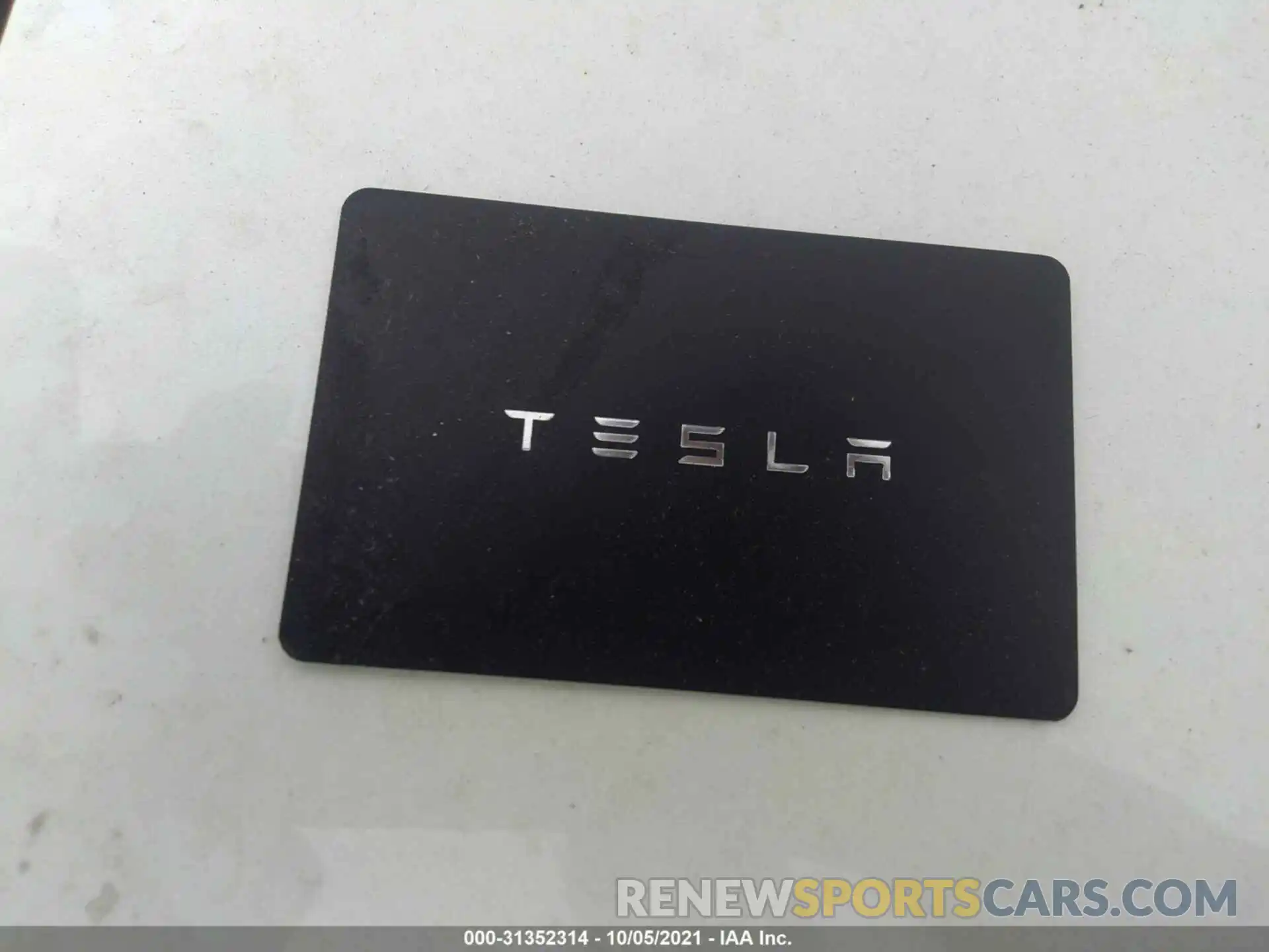 11 Photograph of a damaged car 5YJYGDEE5MF202446 TESLA MODEL Y 2021