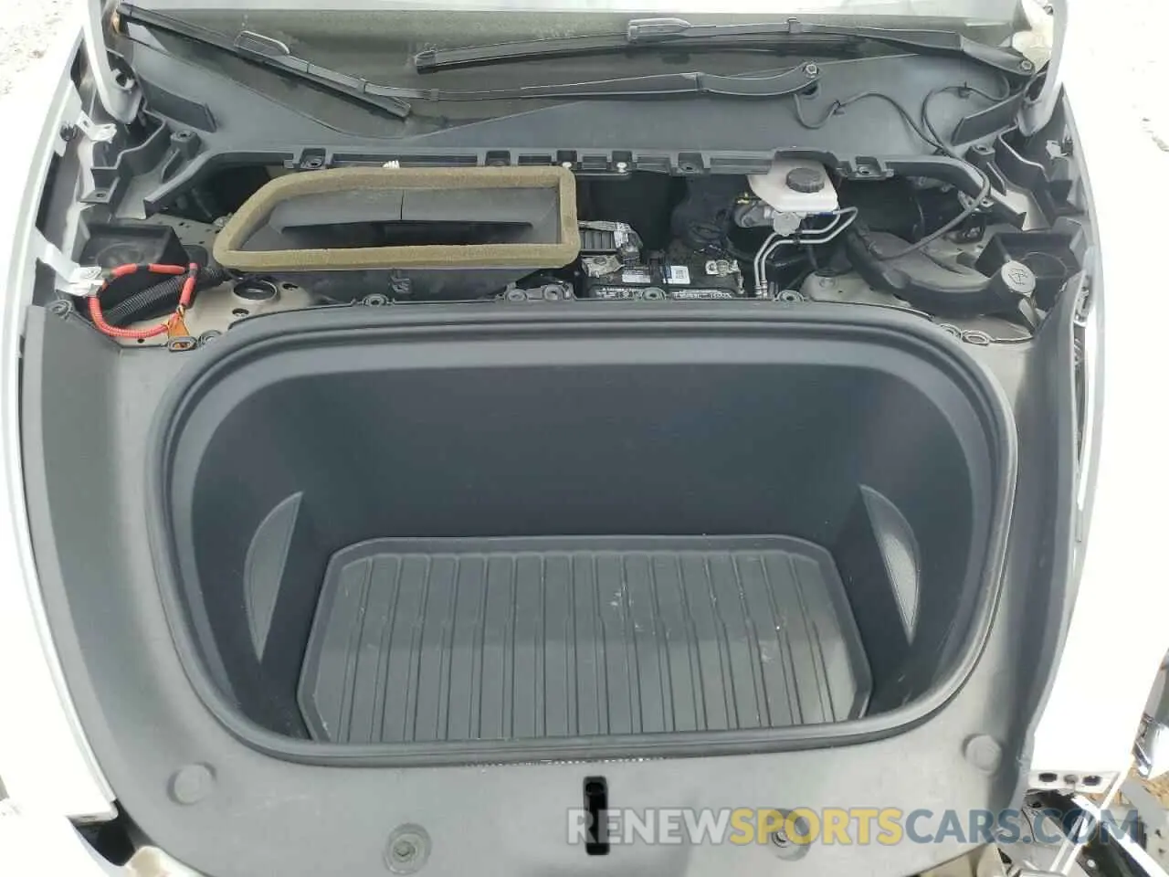 12 Photograph of a damaged car 5YJYGDEE5MF203130 TESLA MODEL Y 2021
