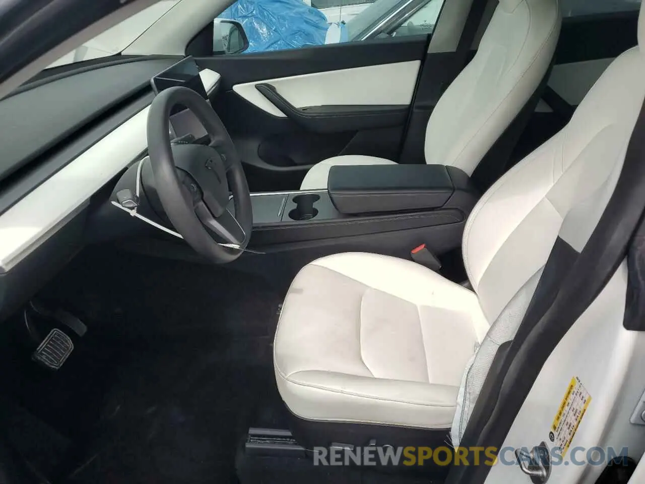 7 Photograph of a damaged car 5YJYGDEE5MF203130 TESLA MODEL Y 2021
