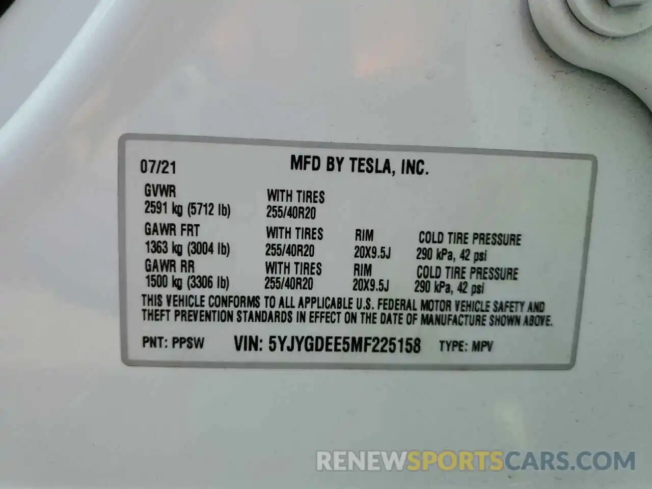 10 Photograph of a damaged car 5YJYGDEE5MF225158 TESLA MODEL Y 2021