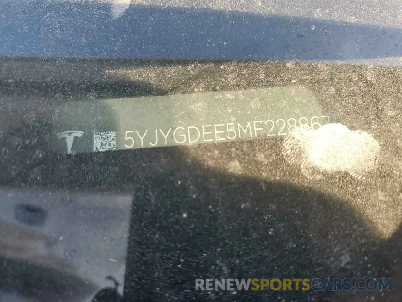 14 Photograph of a damaged car 5YJYGDEE5MF228867 TESLA MODEL Y 2021