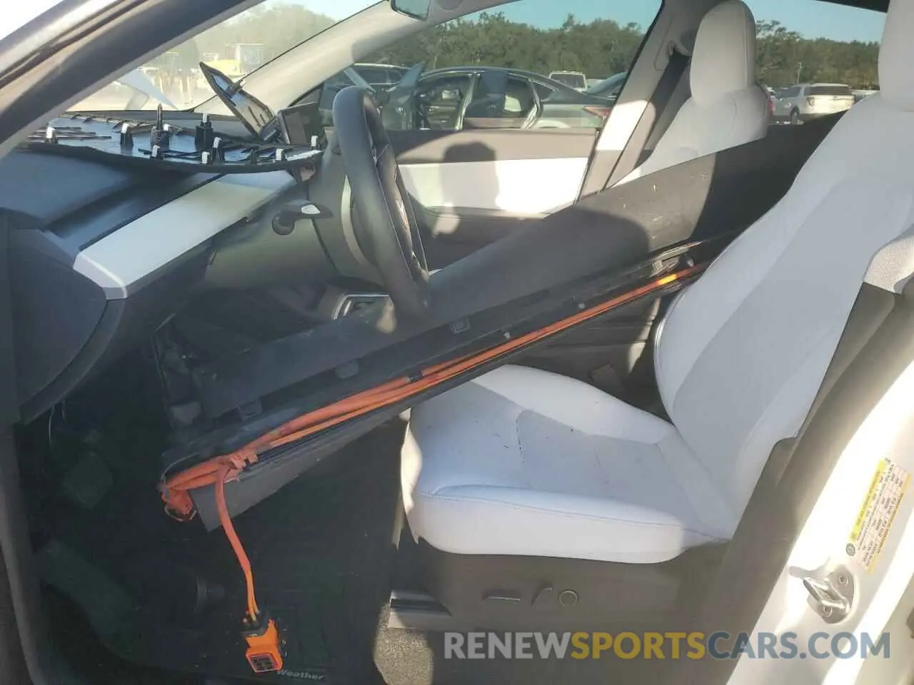 7 Photograph of a damaged car 5YJYGDEE5MF228867 TESLA MODEL Y 2021
