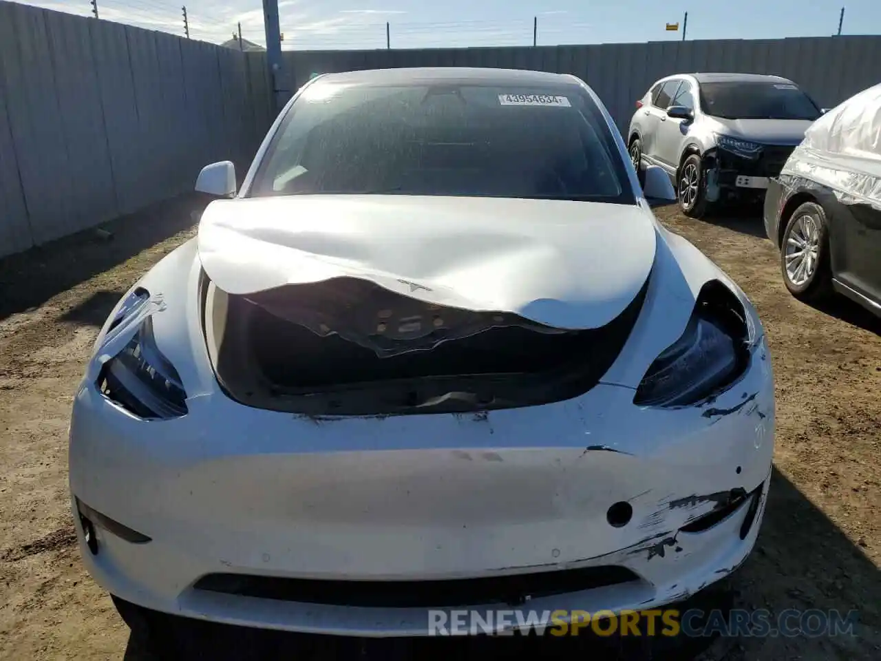 5 Photograph of a damaged car 5YJYGDEE5MF239514 TESLA MODEL Y 2021