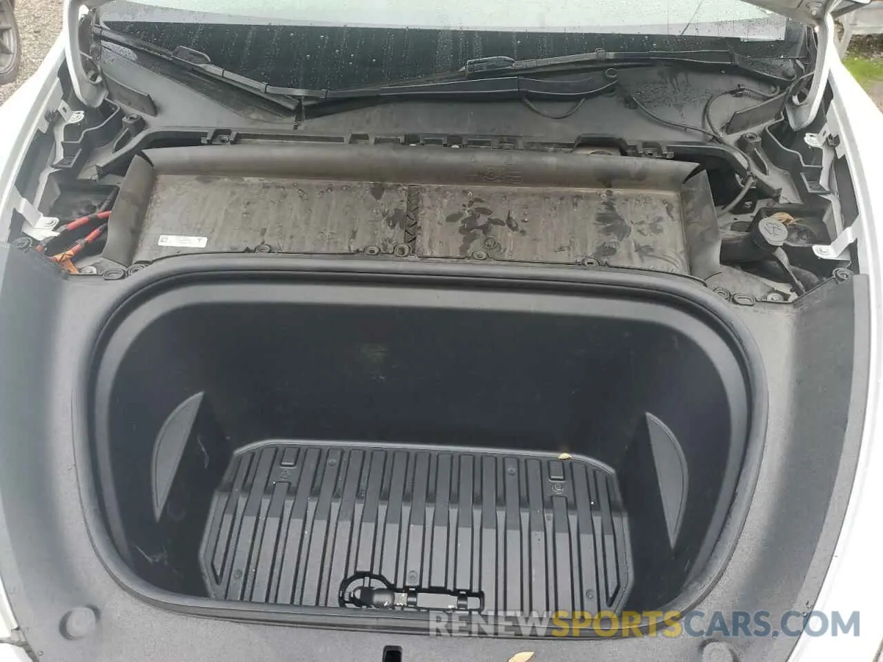 12 Photograph of a damaged car 5YJYGDEE5MF249167 TESLA MODEL Y 2021