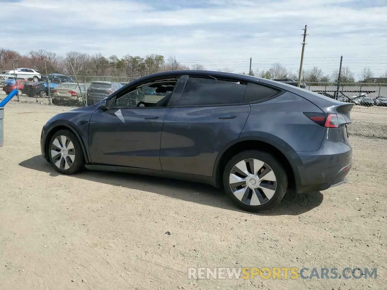 2 Photograph of a damaged car 5YJYGDEE5MF260475 TESLA MODEL Y 2021