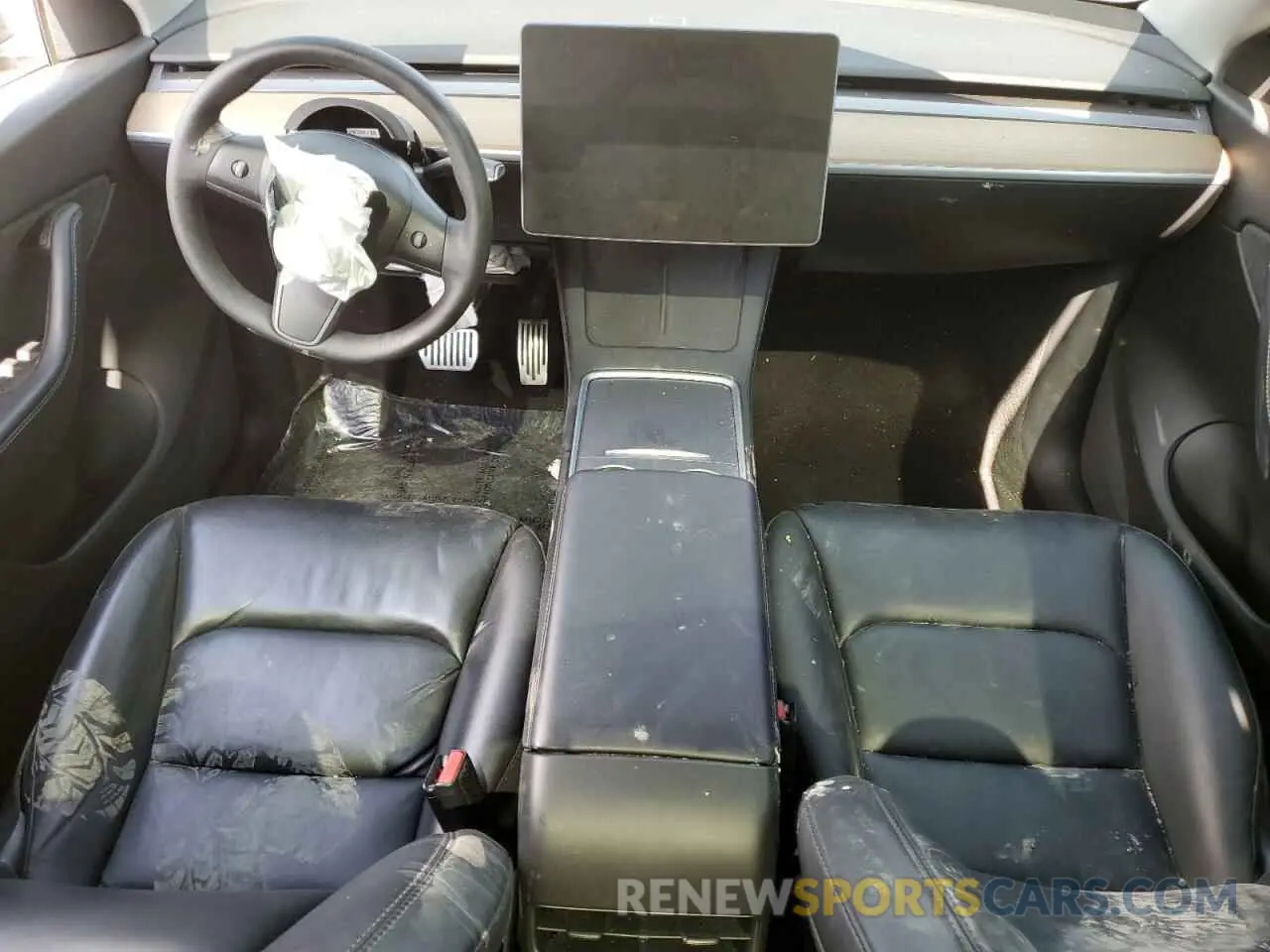 8 Photograph of a damaged car 5YJYGDEE5MF260475 TESLA MODEL Y 2021