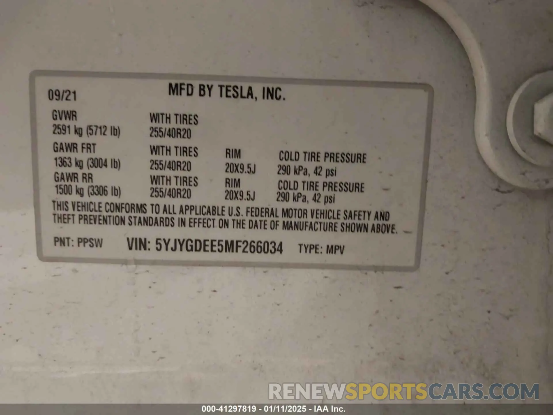 9 Photograph of a damaged car 5YJYGDEE5MF266034 TESLA MODEL Y 2021