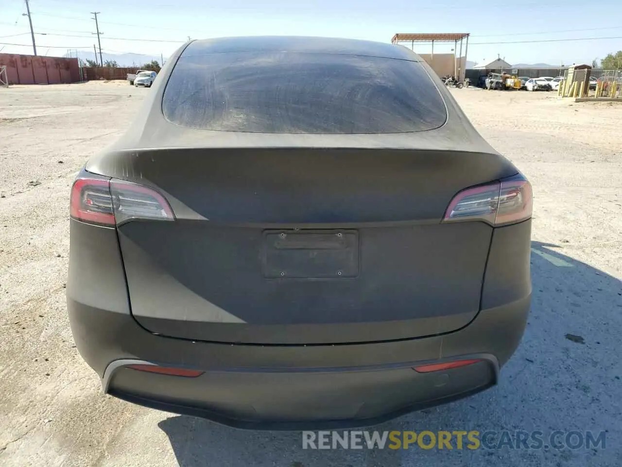 6 Photograph of a damaged car 5YJYGDEE5MF275302 TESLA MODEL Y 2021