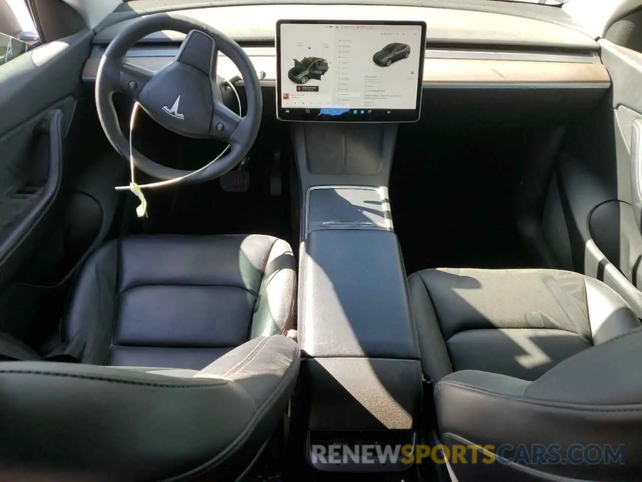 8 Photograph of a damaged car 5YJYGDEE5MF275302 TESLA MODEL Y 2021