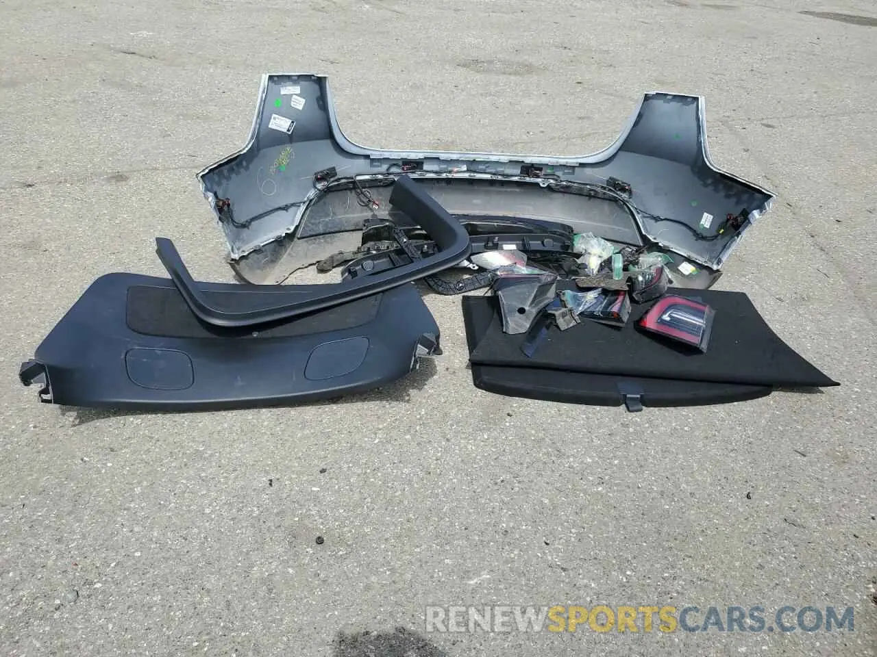 13 Photograph of a damaged car 5YJYGDEE5MF285098 TESLA MODEL Y 2021