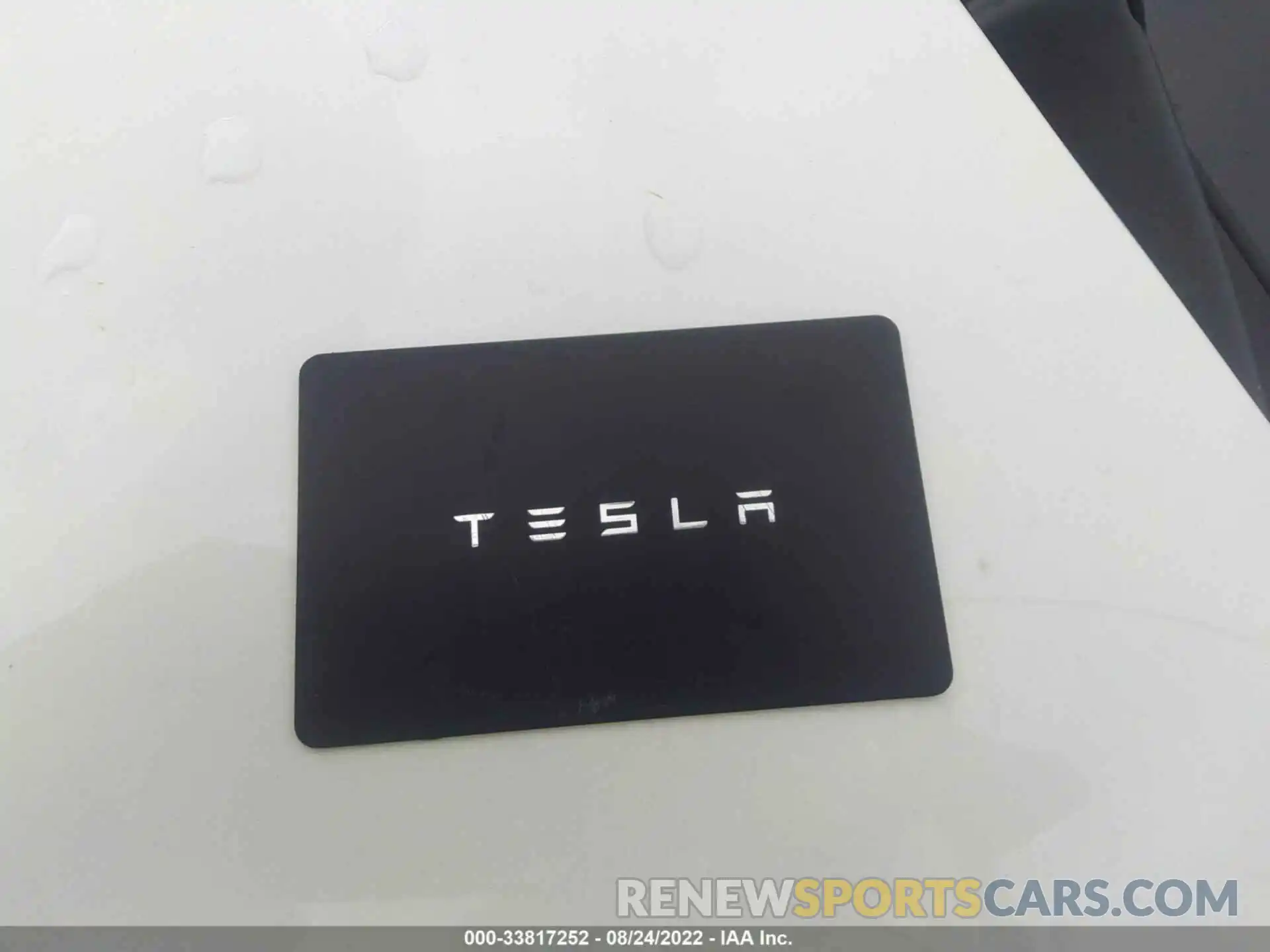 11 Photograph of a damaged car 5YJYGDEE5MF285635 TESLA MODEL Y 2021